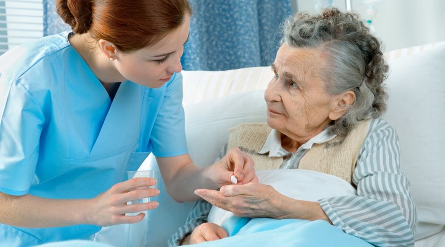  🏥💊 PDA : comment cela améliore la qualité des soins en EHPAD ? 